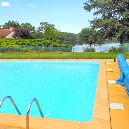 Chalet Charmant A Saint-Gerons Avec Piscine Partagee 외부 사진
