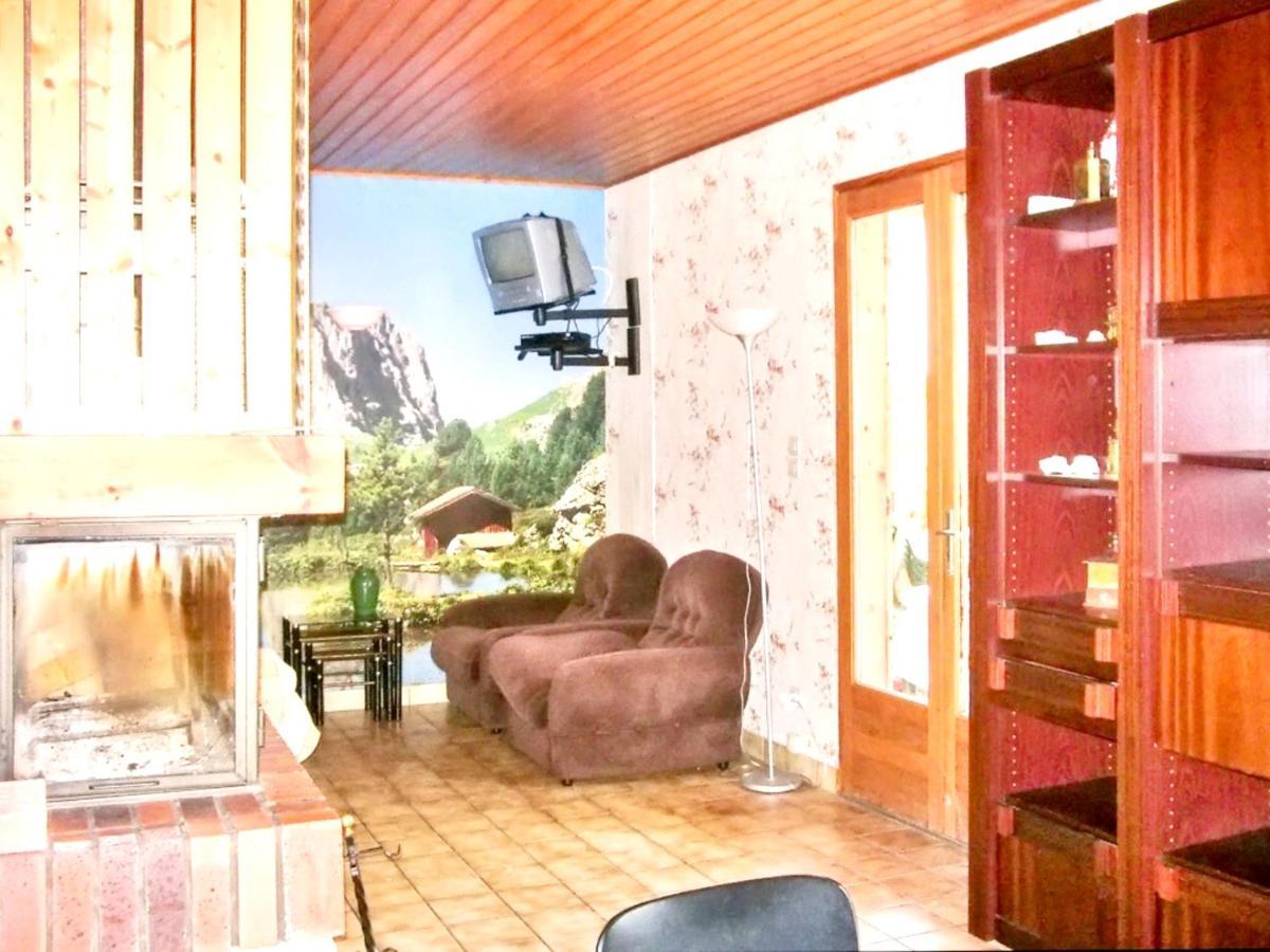 Chalet Charmant A Saint-Gerons Avec Piscine Partagee 외부 사진